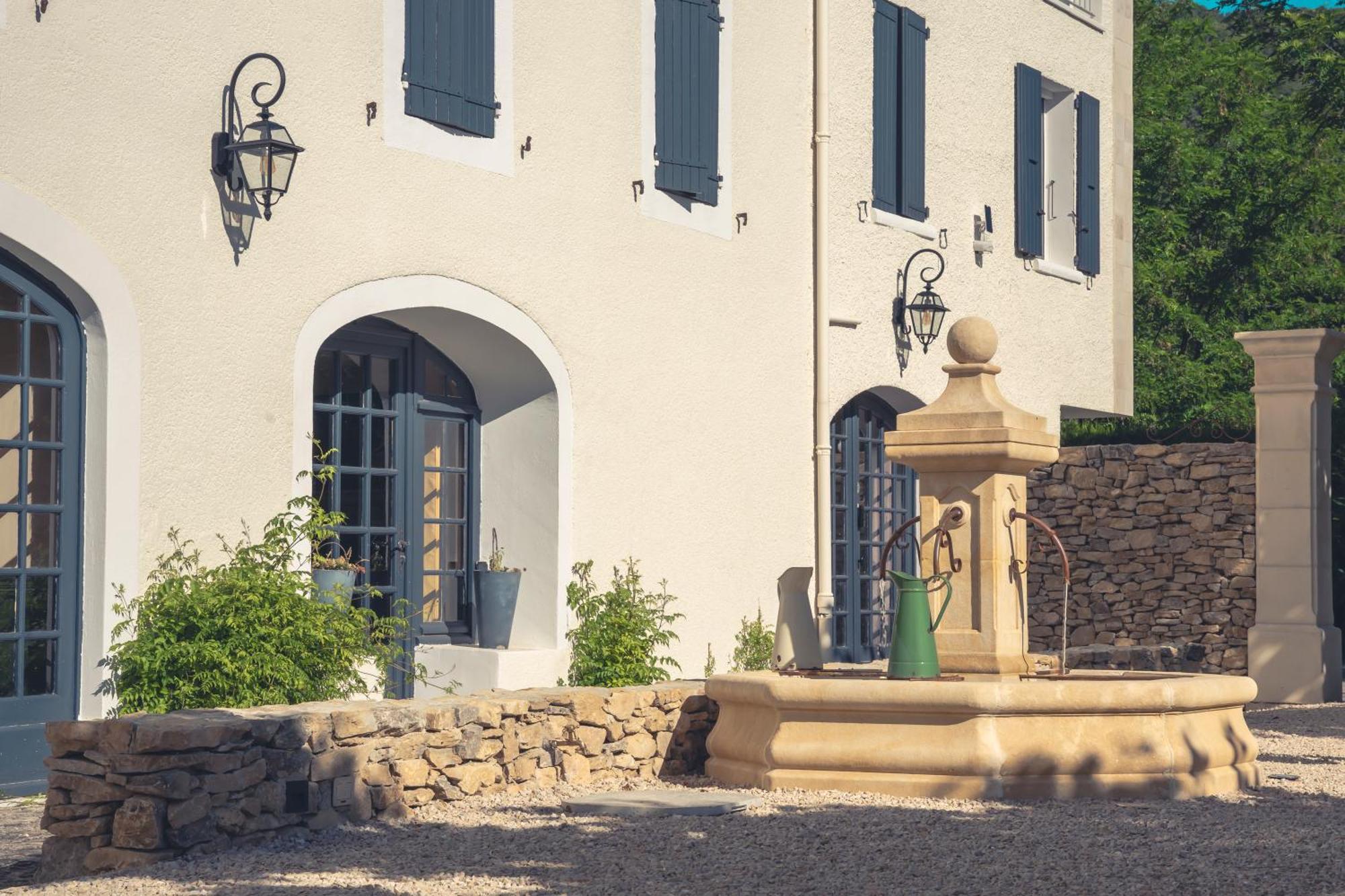 Logis Hotel Restaurant Le Plantevin Propiac Luaran gambar